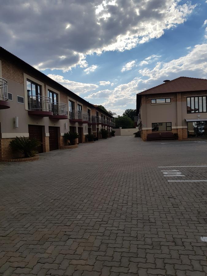 Europrime Hotel Boksburg Eksteriør bilde